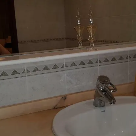 Charming And Cozy Bellevue House With A Sea View Funchal (Madeira)
