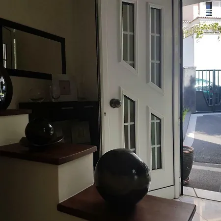 Charming And Cozy Bellevue House With A Sea View * Funchal (Madeira)