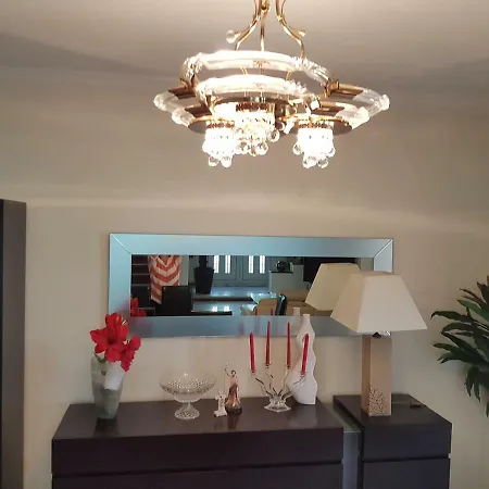 Charming And Cozy Bellevue House With A Sea View * Funchal (Madeira)