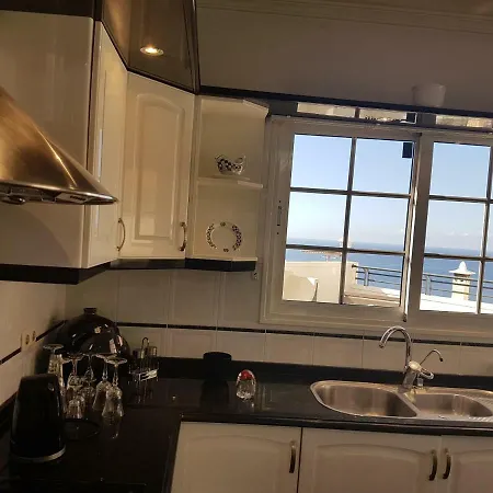 Charming And Cozy Bellevue House With A Sea View Holiday home *